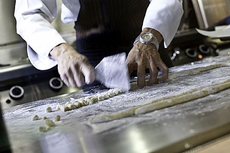 Making gnocchi