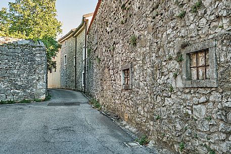AAT 35 - Slivia