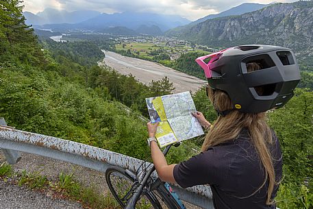 Cyclists in the park of the Carnic Hills