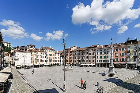 Piazza San Giacomo 