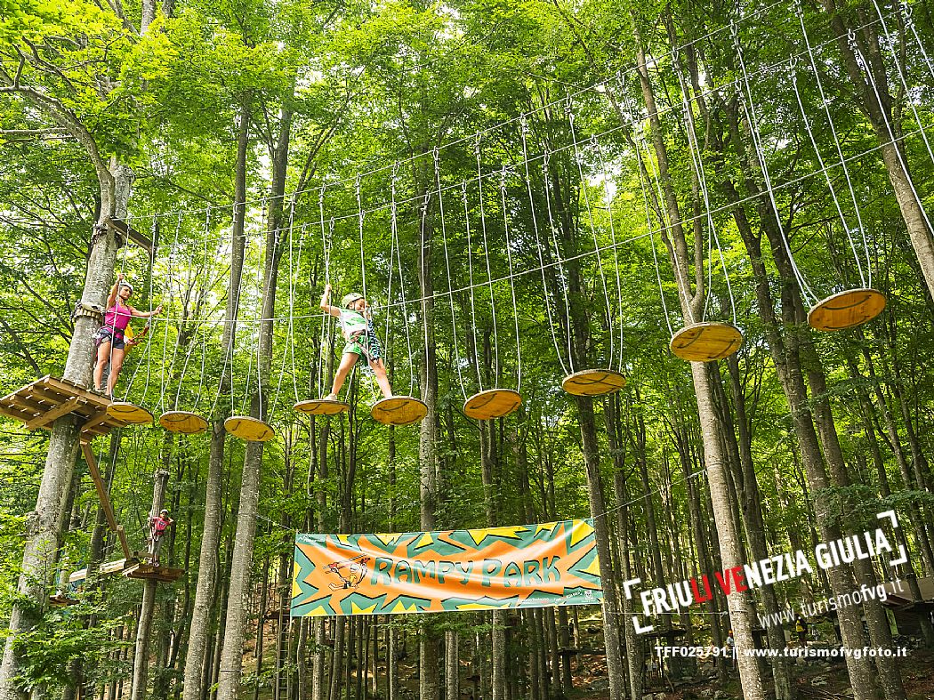 Located in a wonderful beech forest near the tourist resort of Piancavallo, a few hundred meters from the services of the town centre, the Rampy Park offers fun, excitement and the possibility of spending a day outdoors in a safe and stimulating environment. Rampy Park is spread over 50 platforms in 5 different routes differentiated based on difficulty. Everyone from children (over 5 years of age and 1 meter tall) to adults (without age limits) can try it.