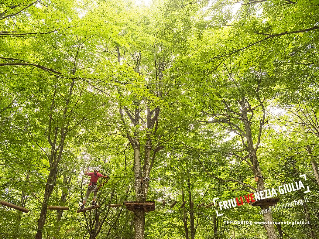 Located in a wonderful beech forest near the tourist resort of Piancavallo, a few hundred meters from the services of the town centre, the Rampy Park offers fun, excitement and the possibility of spending a day outdoors in a safe and stimulating environment. Rampy Park is spread over 50 platforms in 5 different routes differentiated based on difficulty. Everyone from children (over 5 years of age and 1 meter tall) to adults (without age limits) can try it.