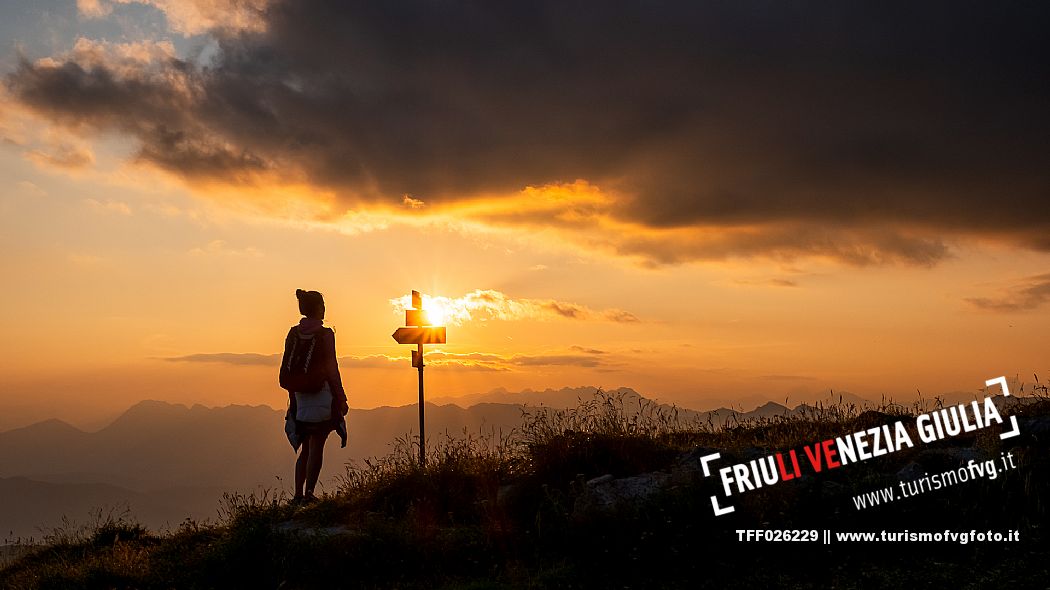 Along the path that leads from the Pellizzo refuge to the top of Mount Matajur, Prealpi Giulie