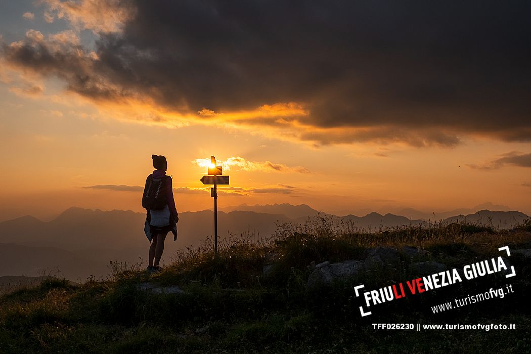 Along the path that leads from the Pellizzo refuge to the top of Mount Matajur, Prealpi Giulie