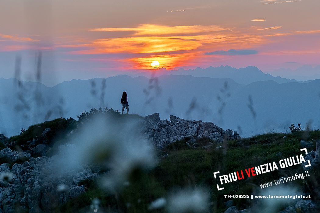 Along the path that leads from the Pellizzo refuge to the top of Mount Matajur, Prealpi Giulie