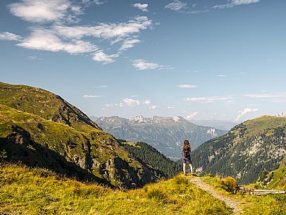 Avostanis Lake, along the path from Malga Pramosio
