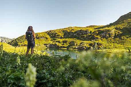 Avostanis Lake, along the path from Malga Pramosio
