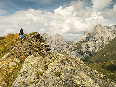 Trekking along the path to the panoramic peak of Monte Crostis, Panoramica delle Vette, Ravascletto, Carnia.
Trekking along the path to the panoramic peak of Monte Crostis, Panoramica delle Vette, Ravascletto, Carnia.