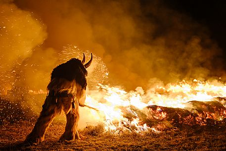 Krampus and St Nicholas, the tradition of 5 December in Tarvisio. Here in Rutte Grande 