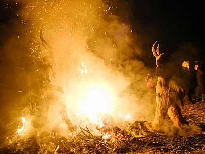 Krampus and St Nicholas, the tradition of 5 December in Tarvisio. Here in Rutte Grande Krampus and St Nicholas, the tradition of 5 December in Tarvisio. Here in Rutte Grande
