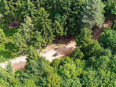 The Angel Bike Park offers a real alternative for those seeking adrenaline and fun, with two routes, Cervo for beginners and Lince, longer, for the more experienced. Tarvisio, Piana dell'Angelo.
