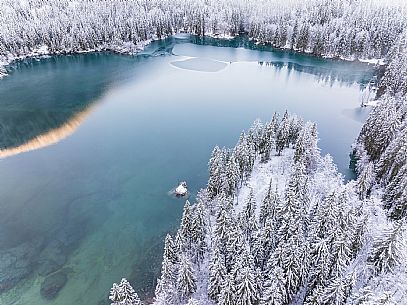 Trekking and landscapes in Fusine lakes area 