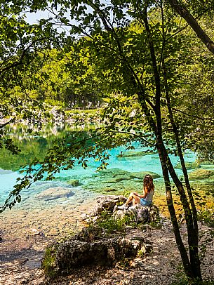 Circular hike from Somp Cornino on Monte Prat to Monte Cuar with views of the Tagliamento river