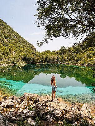 Circular hike from Somp Cornino on Monte Prat to Monte Cuar with views of the Tagliamento river