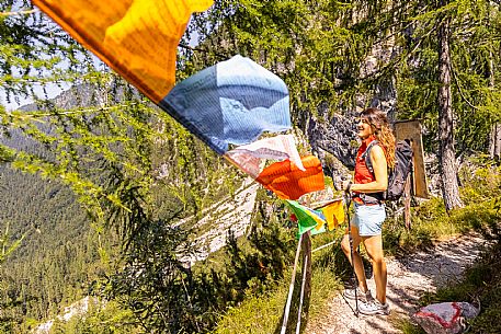 An easy but exciting hike along the new alternative trail to the Pellarini mountain hut in the Julian Alps, starting from Val Saisera, Malborghetto.