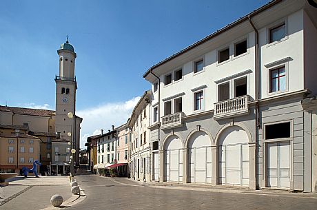Cormons, Piazza XXIV Maggio