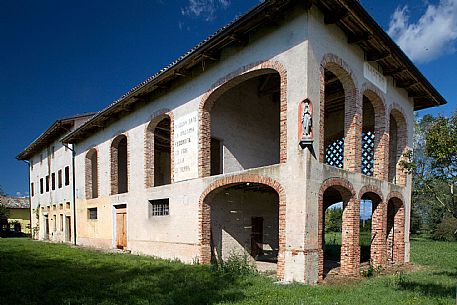 Mereto di Tomba, Mulino Romano