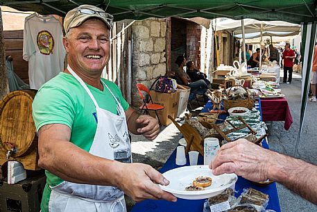 Artisan Market