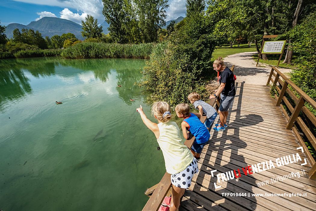 Lago di Cavazzo o dei Tre Comuni