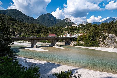 Alpe Adria cycle path - Tarvisio-Venzone-Finanziato dal Fondo europeo di sviluppo regionale e Interreg V-A Italia-Austria 2014-2020 progetto BIKE NAT