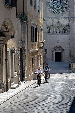 Alpe Adria cycle path - Venzone-Udine-Finanziato dal Fondo europeo di sviluppo regionale e Interreg V-A Italia-Austria 2014-2020 progetto BIKE NAT Alpe Adria cycle path - Venzone-Udine-Finanziato dal Fondo europeo di sviluppo regionale e Interreg V-A Italia-Austria 2014-2020 progetto BIKE NAT
