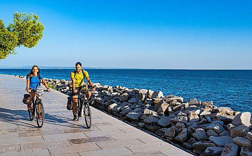 Alpe Adria cycle path - Udine-Grado-Finanziato dal Fondo europeo di sviluppo regionale e Interreg V-A Italia-Austria 2014-2020 progetto BIKE NAT Alpe Adria cycle path - Udine-Grado-Finanziato dal Fondo europeo di sviluppo regionale e Interreg V-A Italia-Austria 2014-2020 progetto BIKE NAT