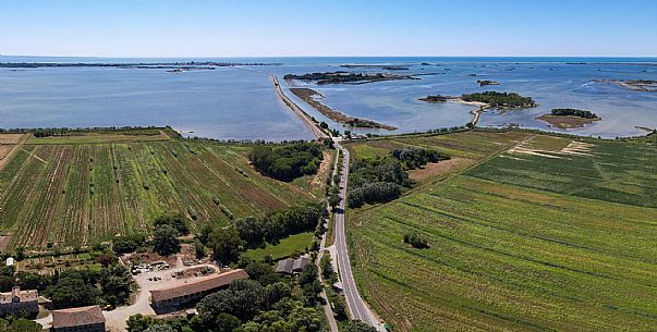 Alpe Adria cycle path - Udine-Grado-Finanziato dal Fondo europeo di sviluppo regionale e Interreg V-A Italia-Austria 2014-2020 progetto BIKE NAT Alpe Adria cycle path - Udine-Grado-Finanziato dal Fondo europeo di sviluppo regionale e Interreg V-A Italia-Austria 2014-2020 progetto BIKE NAT