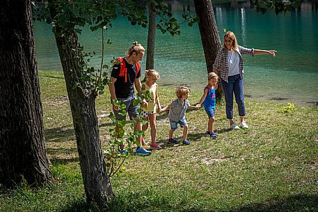 Lago di Cavazzo o dei Tre Comuni