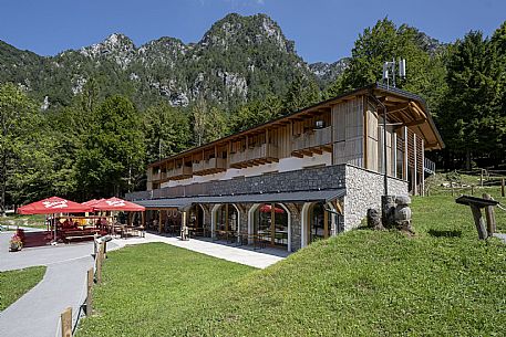 Rifugio Pian dei Ciclamini