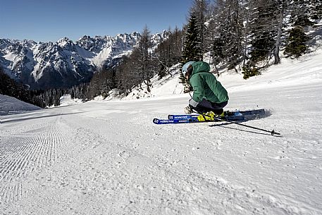 Skiing on the Varmost