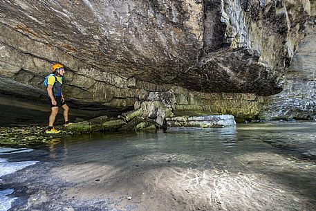 Excursion to the Forra del Vinadia - Lauco. First stretch of path (the easiest technically) with departure and arrival in Vinaio Excursion to the Forra del Vinadia - Lauco. First stretch of path (the easiest technically) with departure and arrival in Vinaio