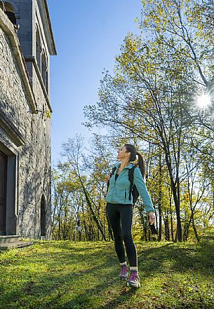 Tribil Meadows in Autumn
Walking along the path and admiring the view towards the Judrio valley.