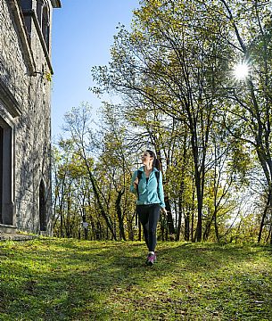 Tribil Meadows in Autumn
Walking along the path and admiring the view towards the Judrio valley.