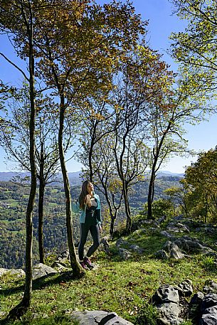 Tribil Meadows in Autumn
Walking along the path and admiring the view towards the Judrio valley.