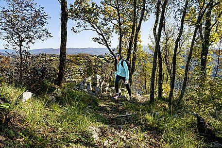Tribil Meadows in Autumn
Walking along the path and admiring the view towards the Judrio valley.