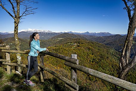 Tribil Meadows in Autumn
Walking along the path and admiring the view towards the Judrio valley.