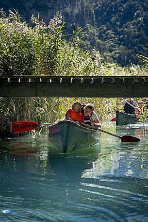 Experience di Canoa e Kayak sul Lago dei Tre Comuni (Cavazzo Carnico) - Carnia - FVG.