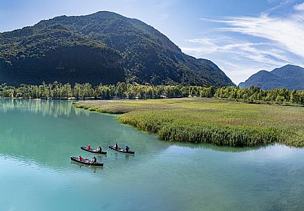 Experience di Canoa e Kayak sul Lago dei Tre Comuni (Cavazzo Carnico) - Carnia - FVG.