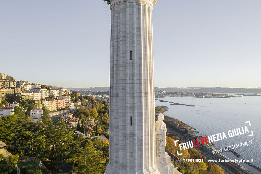 WOP,Italia, Trieste, VICTORY LIGHTHOUSE, Schirra/Giraldi