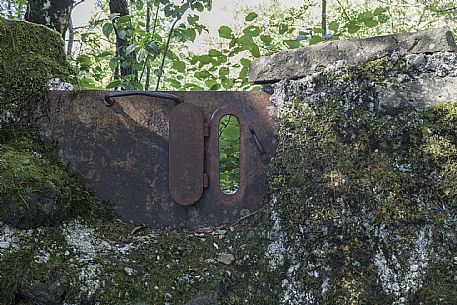 WOP,Slovenia, Bovec, OUTDOOR MUSEUM RAVELNIK,Shooting shield,© Schirra/Giraldi WOP,Slovenia, Bovec, OUTDOOR MUSEUM RAVELNIK,Shooting shield,© Schirra/Giraldi