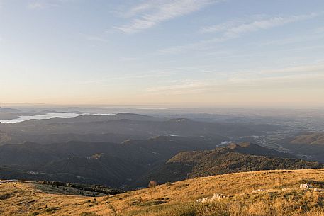 WOP,Italia, Savogna, MOUNT MATAJUR,In the distance, the Adriatic Sea and Punta Sdobba,© Schirra/Giraldi