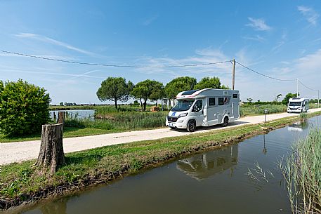 Presse Tour Caravan Salon - Cà del Lovo