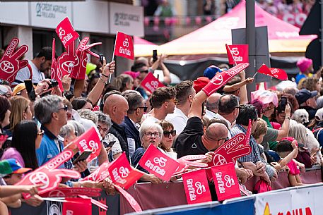 Start Tappa Giro d'Italia Fiume Veneto 2025