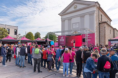 Start Tappa Giro d'Italia Fiume Veneto 2025