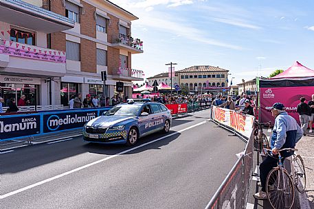 Start Tappa Giro d'Italia Fiume Veneto 2025
