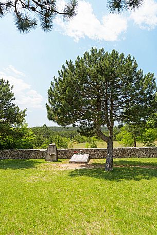 Foiba di Basovizza - Trieste