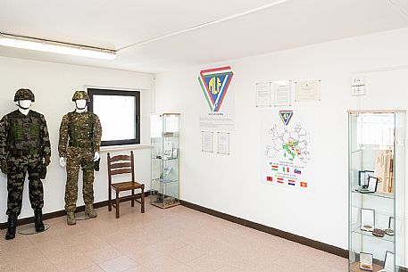 Sale Cimeli del Comando Brigata Alpina 