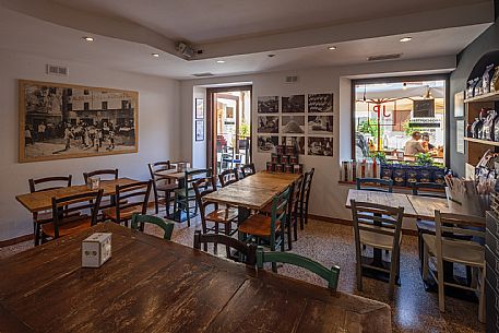 Il Prosciuttaio 1961 restaurant
