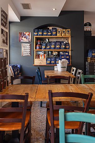 Il Prosciuttaio 1961 restaurant
