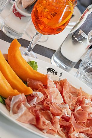 Il Prosciuttaio Piccolo Bar